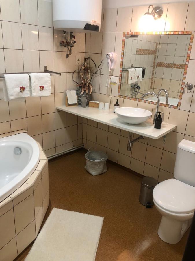 Penzion U Kašpara Lovosice Bagian luar foto
